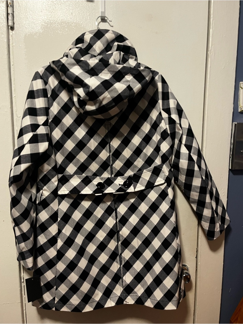 kate spade Black and White Gingham Hooded Raincoat - Picture 12 of 13